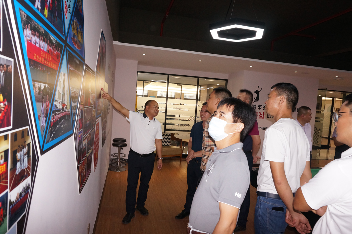 һӭľͷ̻ᣩ쵼ݰָ