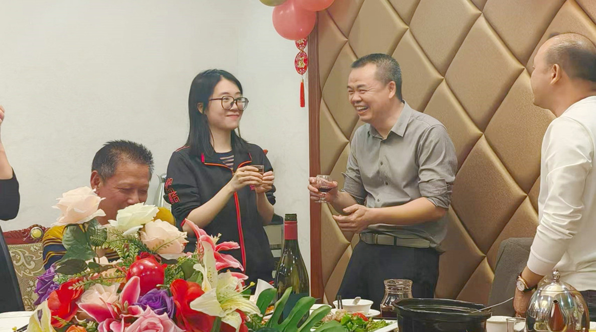 美好时光:j9.com冬季员工生日会